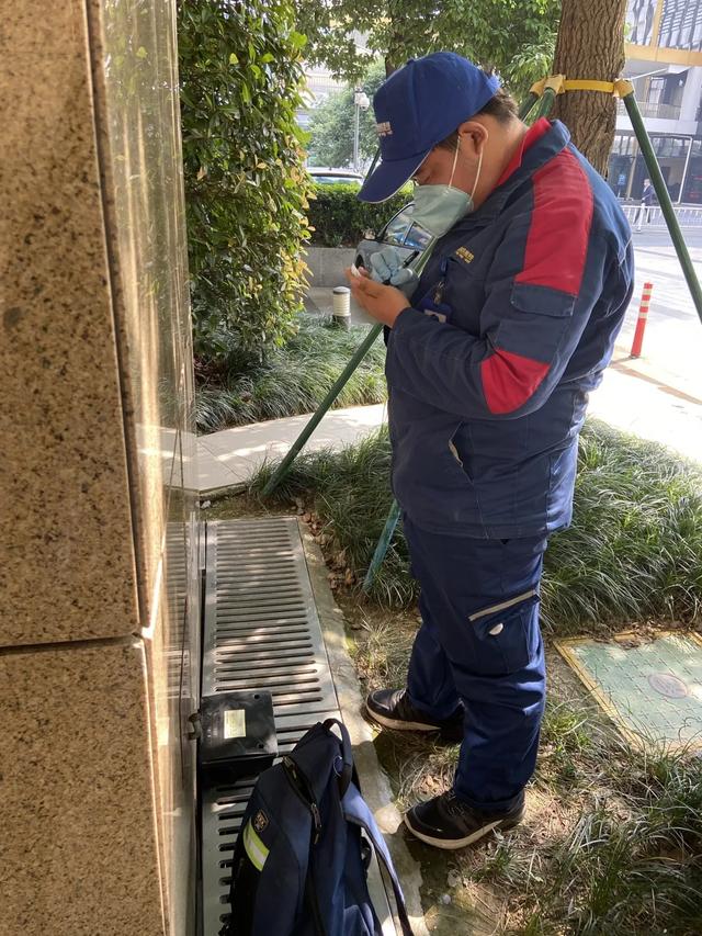 世界虫害日｜原来钟南山为之打call的有害生物防制员是这样的